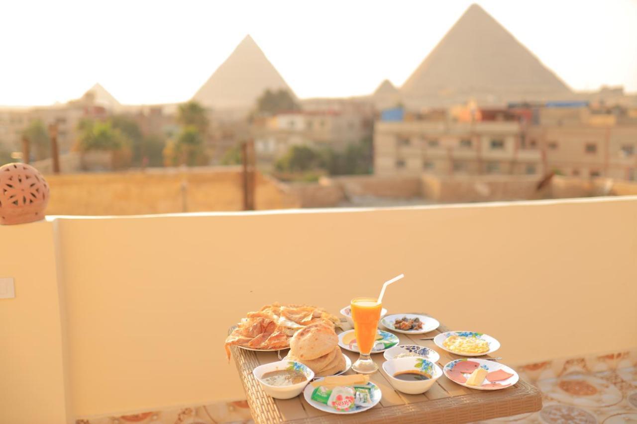 Three Golden Pyramids Bed & Breakfast Cairo Exterior photo